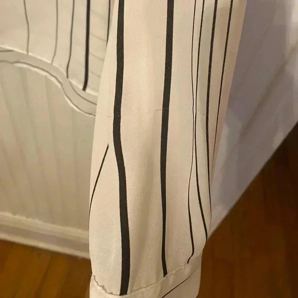 White House Black Market window pane double layer blouse - Picture 9 of 11